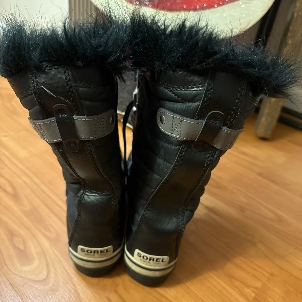 SOREL Womens Size 6 Black Tofino II Waterproof Winter Boots Faux Fur Trim